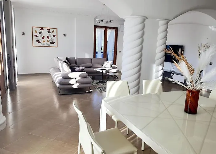 Magnolia Luxury Penthouse